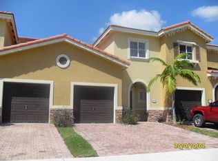 22162 SW 88th Path, Cutler Bay, FL 33190