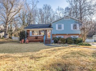 1224 Castlegate St, Gastonia, NC 28054
