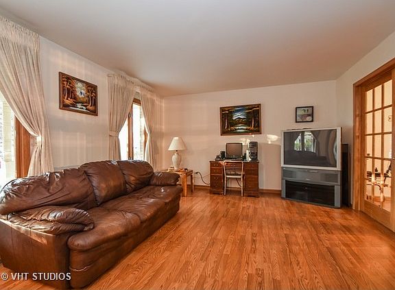 2nd image of 12621 Wildwood Dr