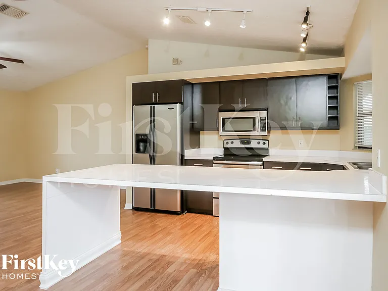 2078 SW Idaho Ln — Photo 6