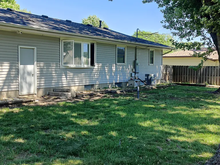 16699 Galena Ave — Photo 12