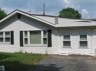 781 Condit St, Wood River, IL 62095