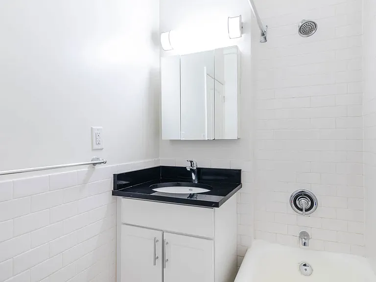 41 W 86th St #15B — Photo 17
