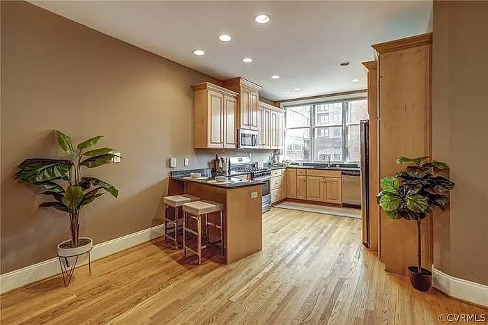 110 N 19th St #3B — Photo 43