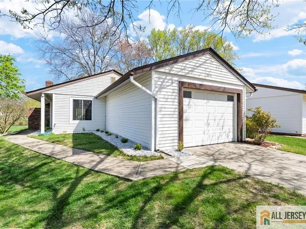 265 Crosse Dr #265A, Monroe Township, NJ 08831