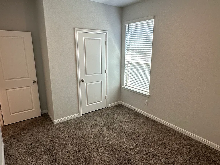 9604 Catclaw Ter — Photo 9