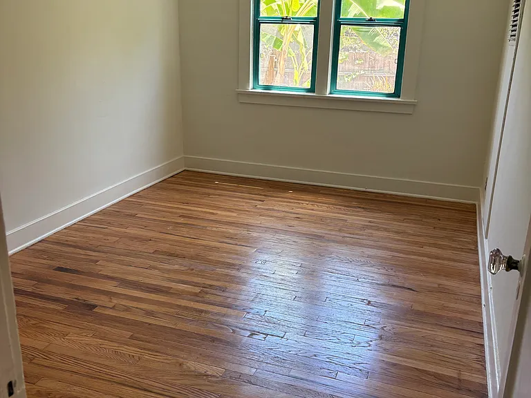 908 N Martel Ave #1 — Photo 6