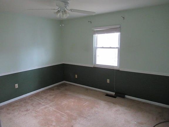 5th image of 1515 W Meadowbrook Dr