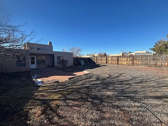 1901 Calle Miquela — Photo 35