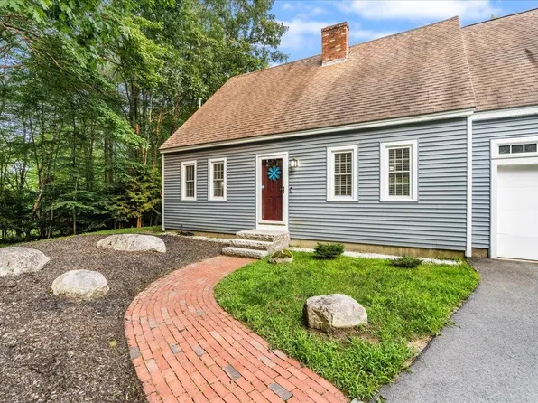 53 Robinson Road, Bow, NH 03304