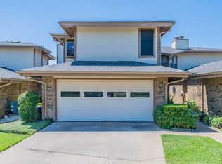 74 Morrow Dr, Bedford, TX 76021
