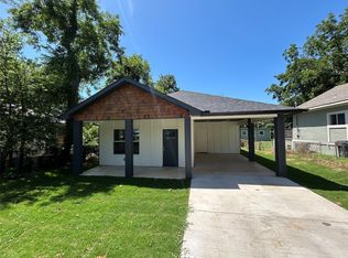 622 E Woodard St, Denison, TX 75021
