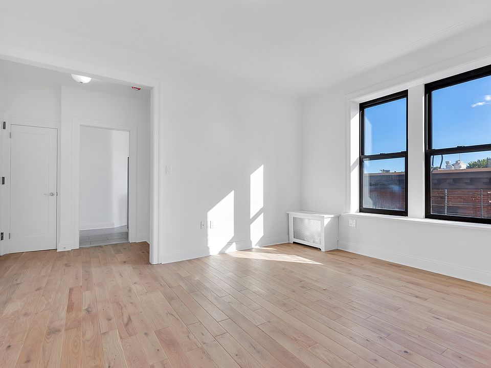 1st image of 68 Montague St APT 5D