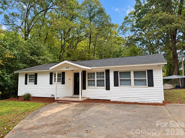 217 Boger Ct SW, Concord, NC 28025