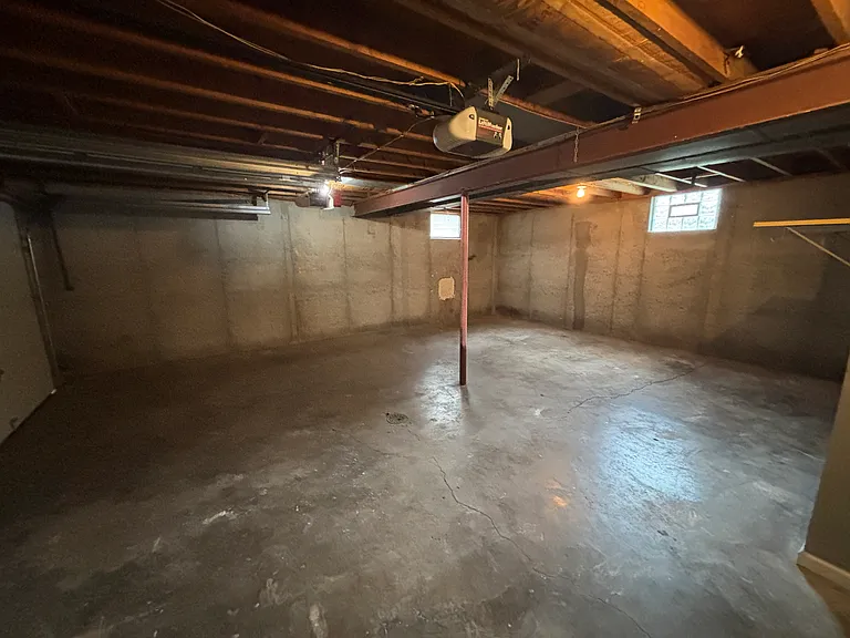 2904 NW Bristol Ct — Photo 13