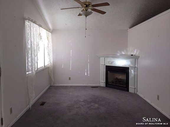 2nd image of 2855 Foxboro Dr