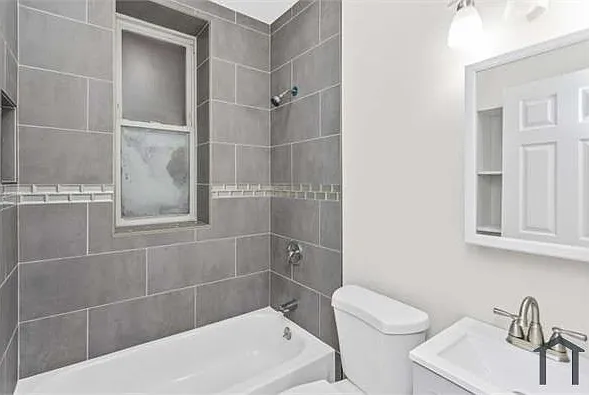 6348 S Langley Ave #1 — Photo 9