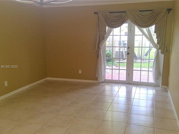 5th image of 5409 SW 125th Ter #0