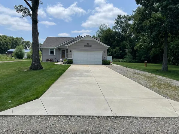 7014 Big Trail Rd, Holly, MI 48442