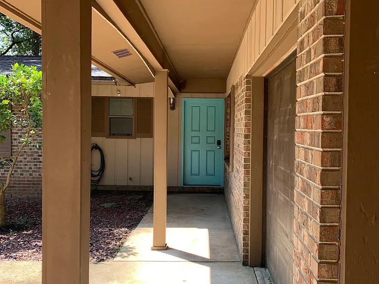 317 Somerset Dr — Photo 5