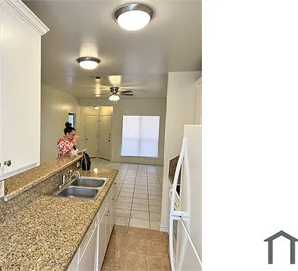 712 N Sharp St — Photo 5