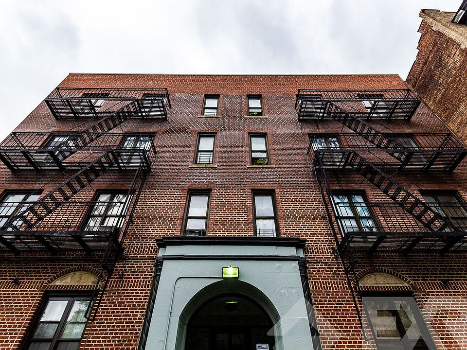 1st image of 330 E 22nd St APT 4G