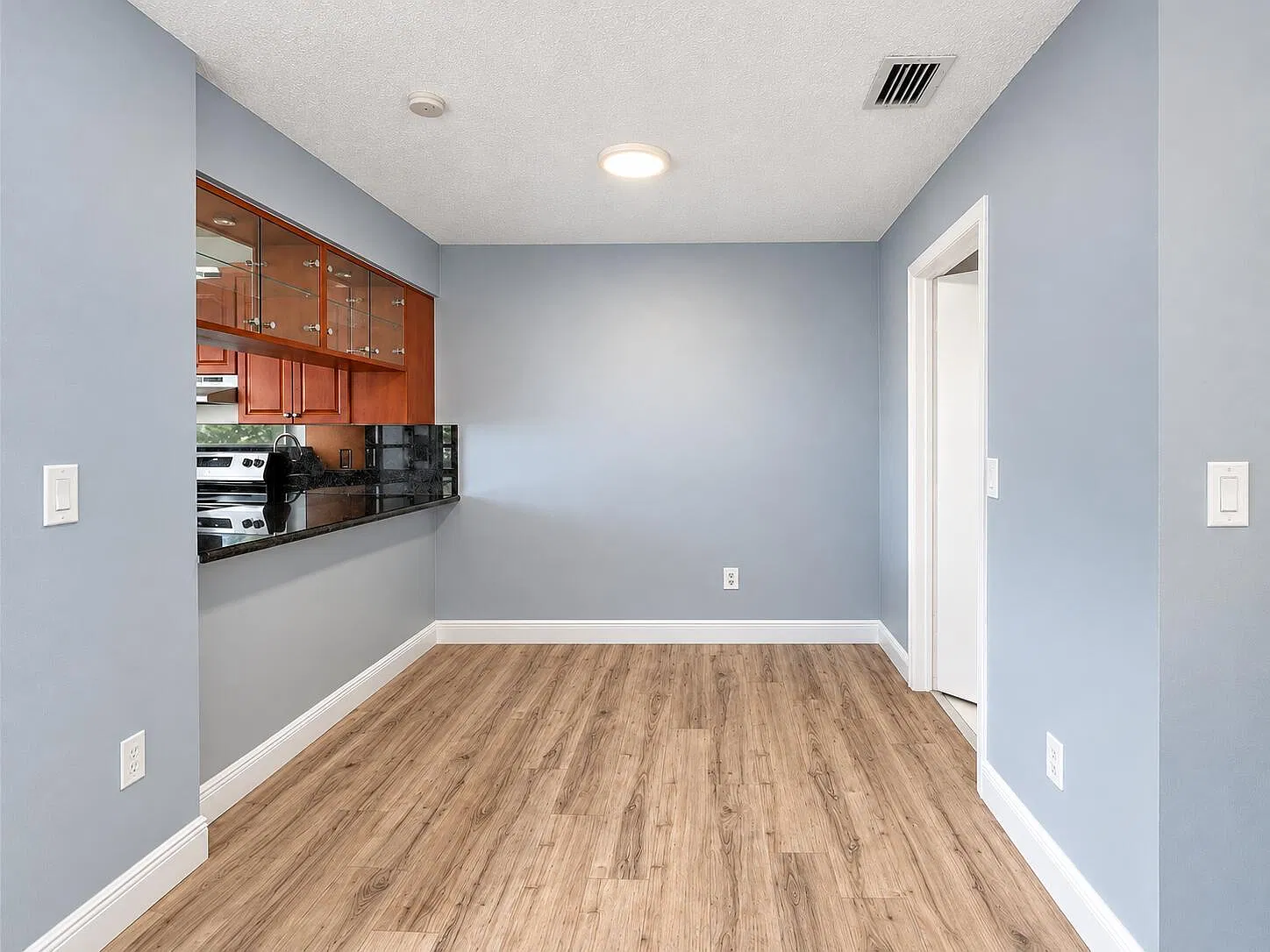 2 bed, 2.5 bath, 1020 sqft, $2,600 — Photo 2