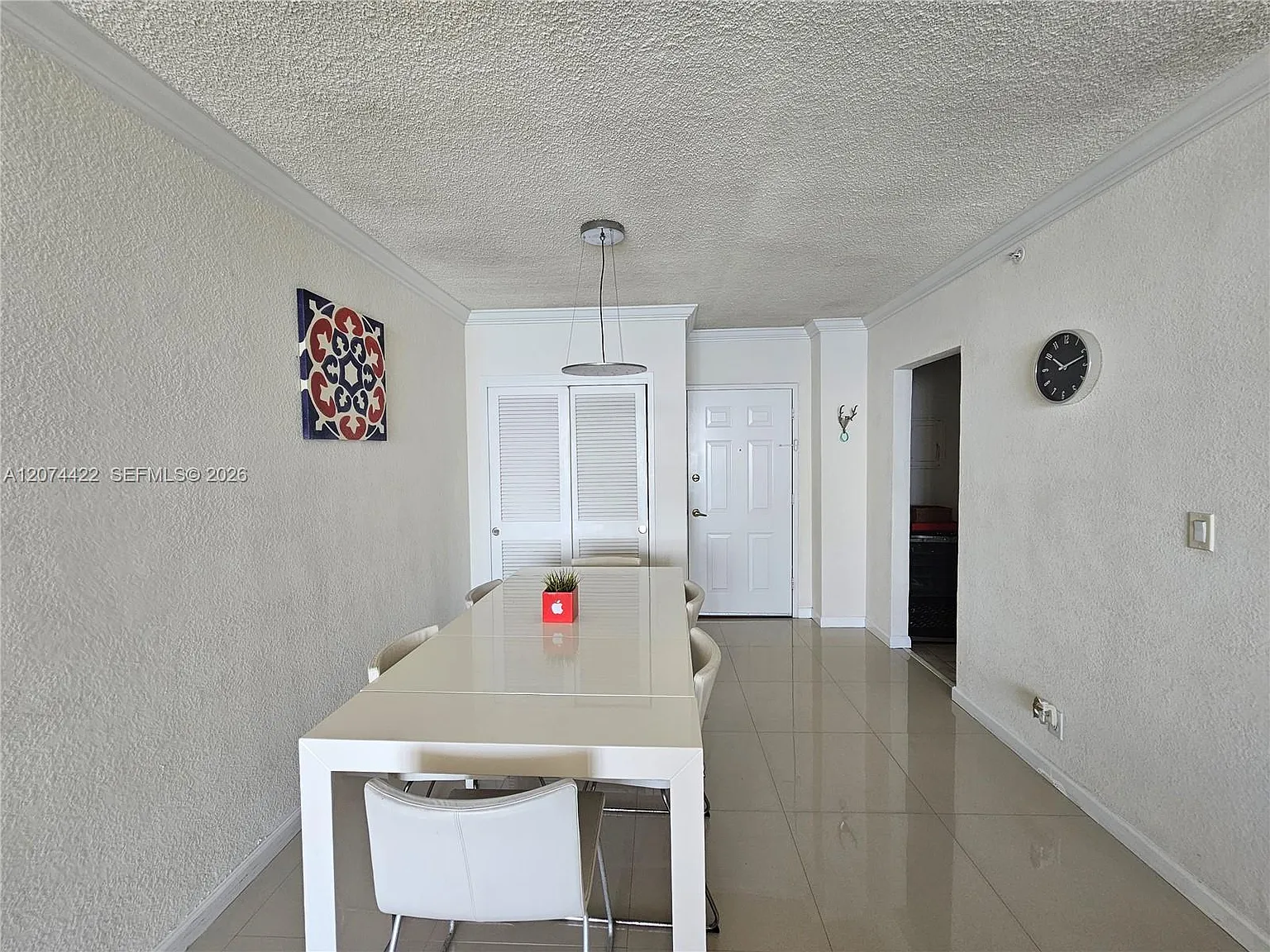 Wave Condo — Photo 4