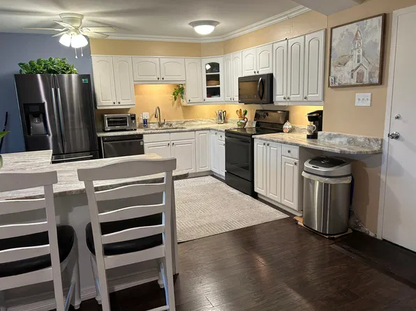9315 E Center Ave APT 5C, Denver, CO 80247