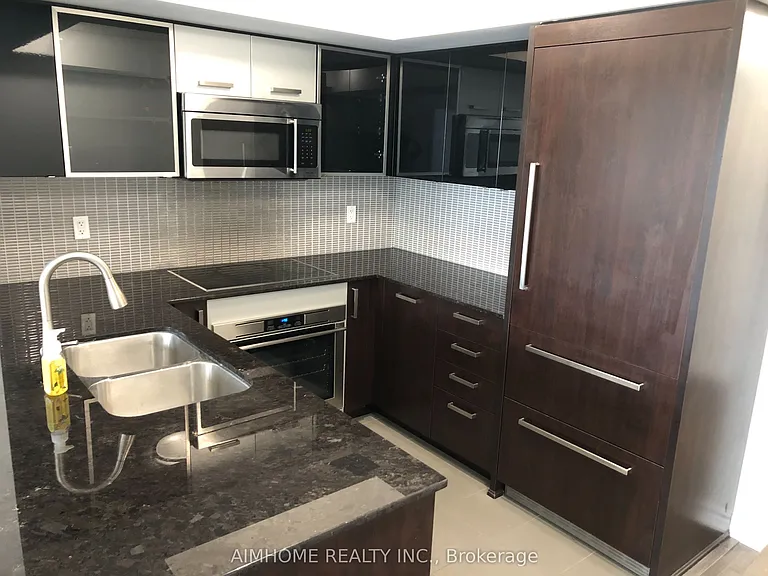5162 Yonge St #515 — Photo 9