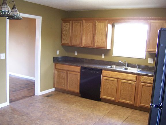 2nd image of 518 Delores Dr