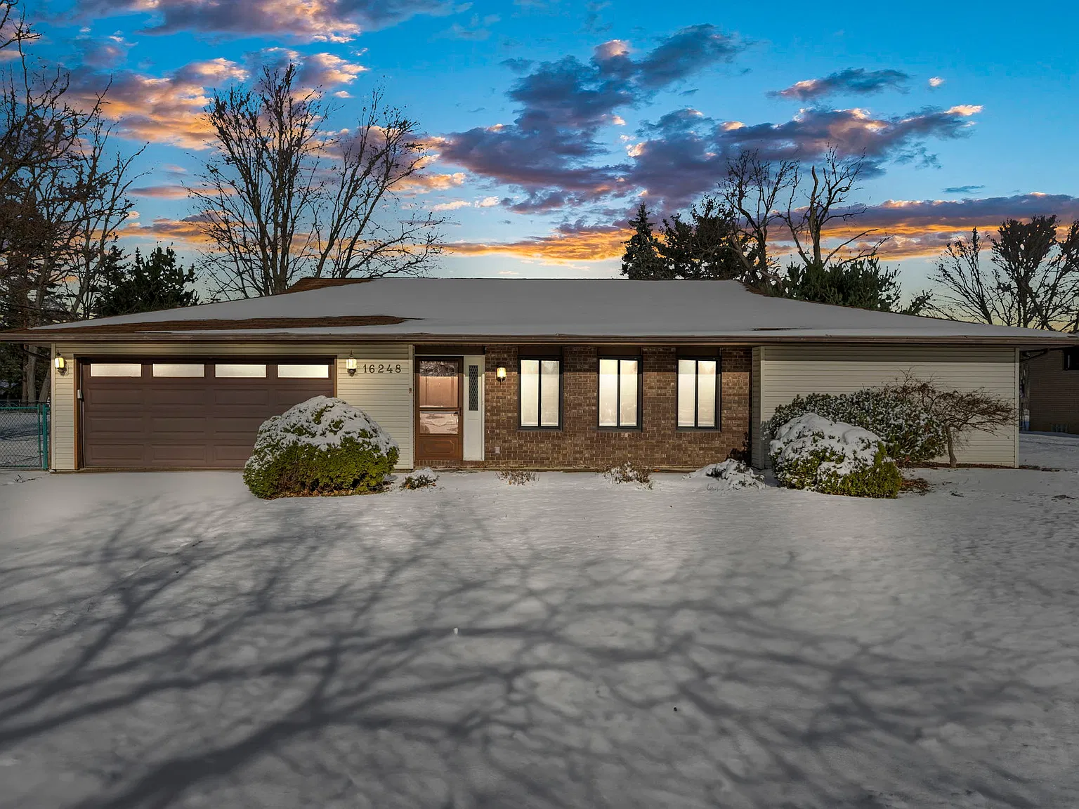 3 bed, $2,475 — Photo 1