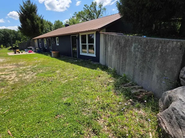6479 E County Road 700 N, Mooreland, IN 47360