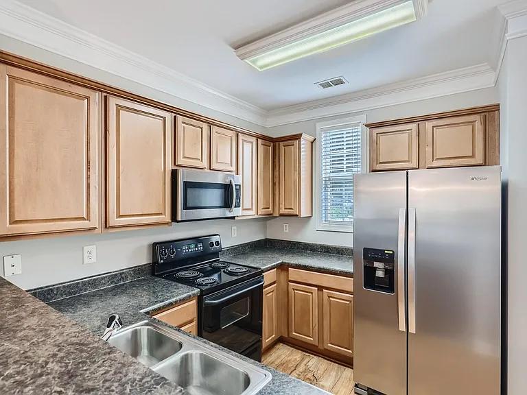 155 Singleton Rd — Photo 4