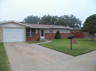 1812 W Sears Ave, Artesia, NM 88210