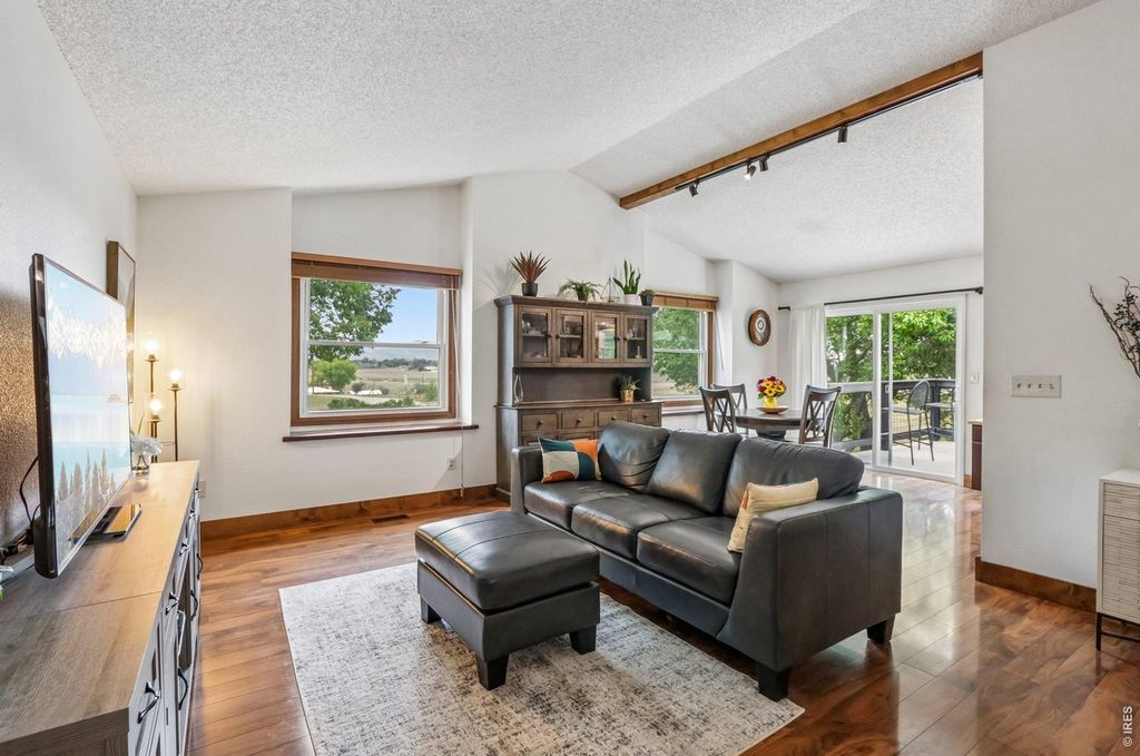 1120 Cody Dr