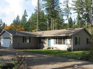 16608 Village Dr SE, Rainier, WA 98576