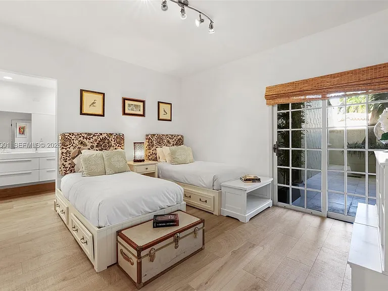 2211 Fisher Island Dr #3101 — Photo 35