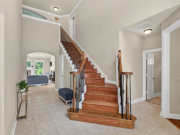 1722 Parklake Vlg — Photo 14