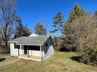 412 Eaves St, Athens, TN 37303