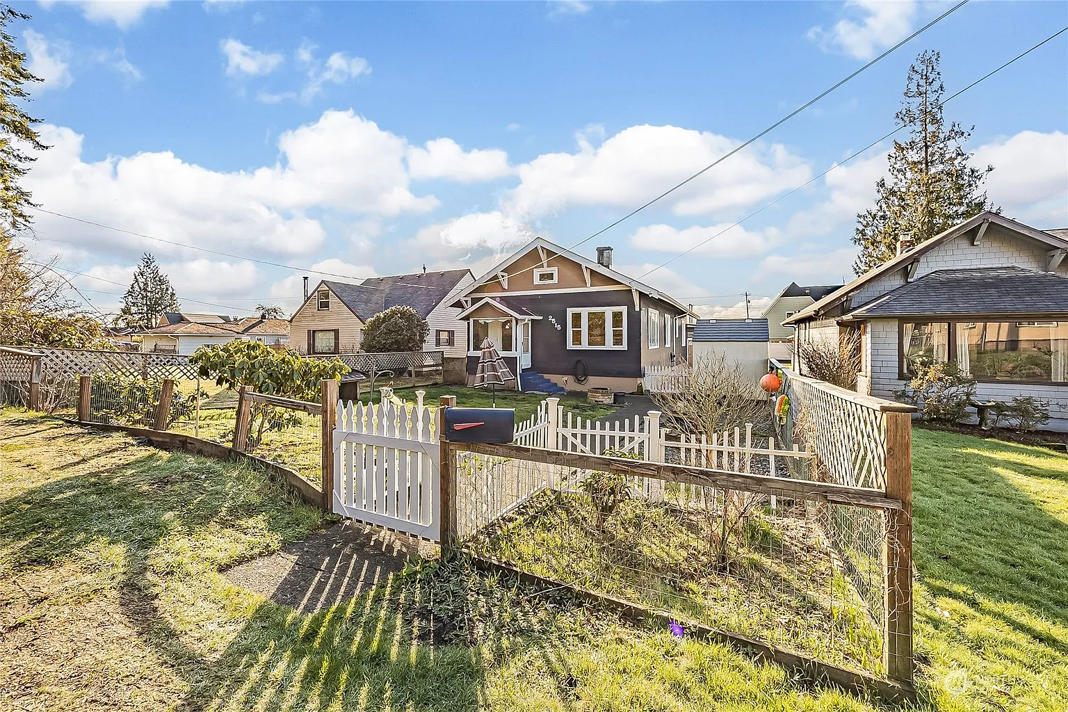 2515 Cannon Street photo 1