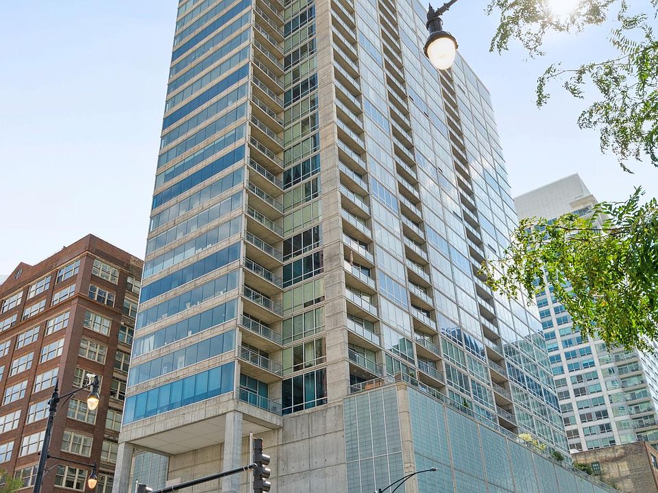 1st image of 611 S Wells St APT 1809