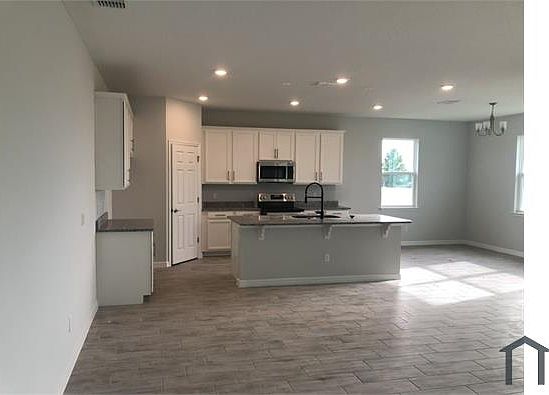 3rd image of 37029 Scenic Pine Dr