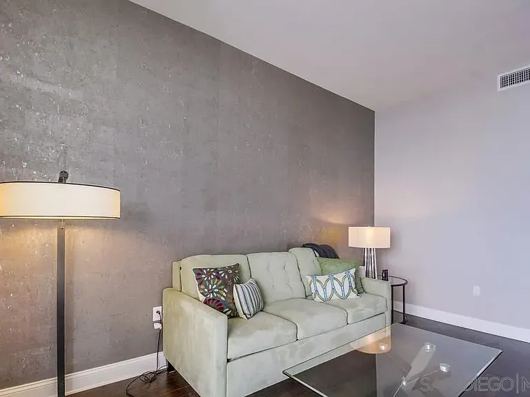 800 The Mark Ln #2801 — Photo 39