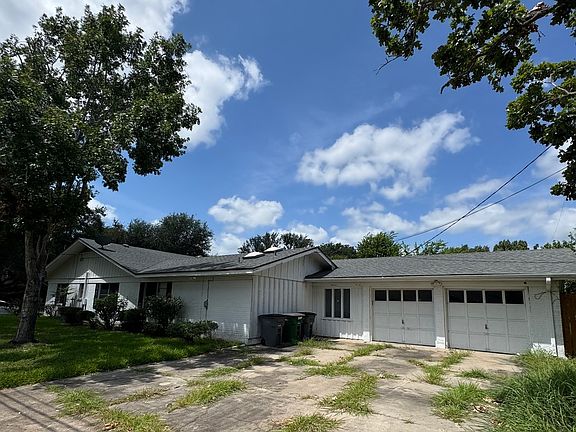2nd image of 2406 BON AIRE AVE