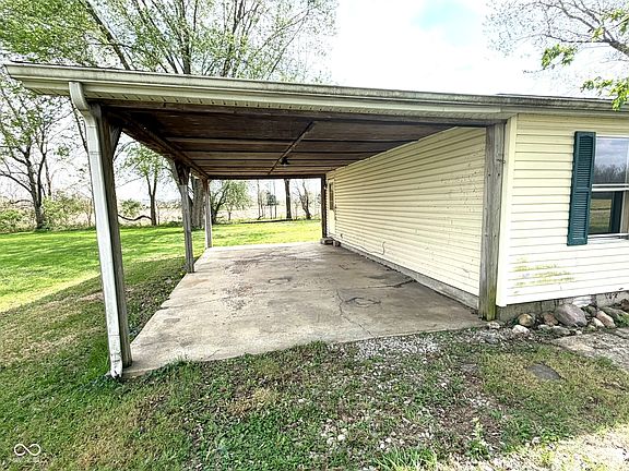 3rd image of 6886 S Mill Rd