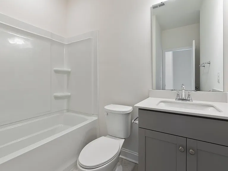 2923 W Trade St — Photo 18