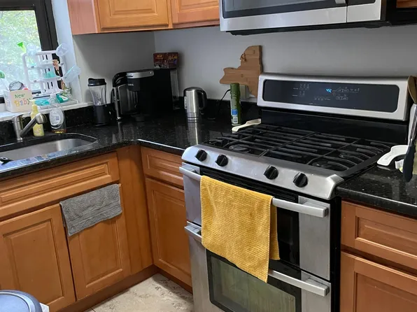 (undisclosed Address), Rockville Centre, NY 11570