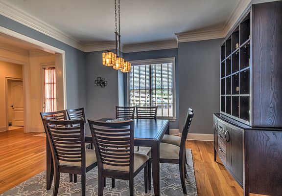 5th image of 1790 E Laurel Hollow Ln