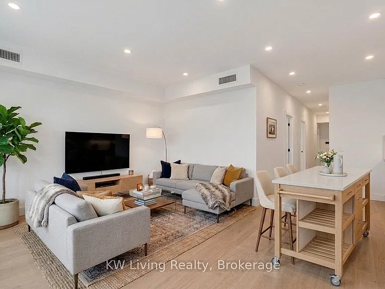 484 Westmount Ave — Photo 1